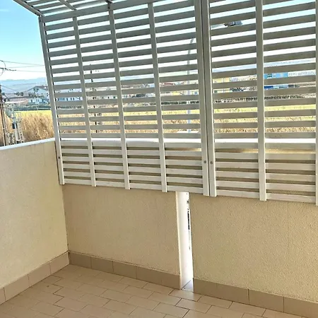 Trilocale Con Terrazzino A 30mt Dal Mare Di Fano - F005 Apartment
